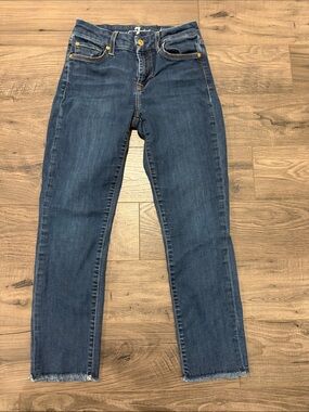 7 For All Mankind Kimmie Cropped Jeans with raw hem